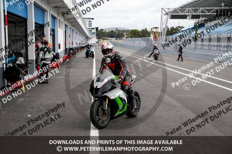 estoril;event digital images;motorbikes;no limits;peter wileman photography;portugal;trackday;trackday digital images